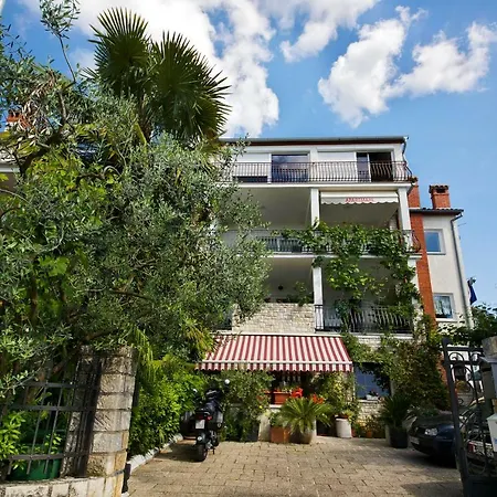 Melanija 1 Apartment Rovinj Exterior photo